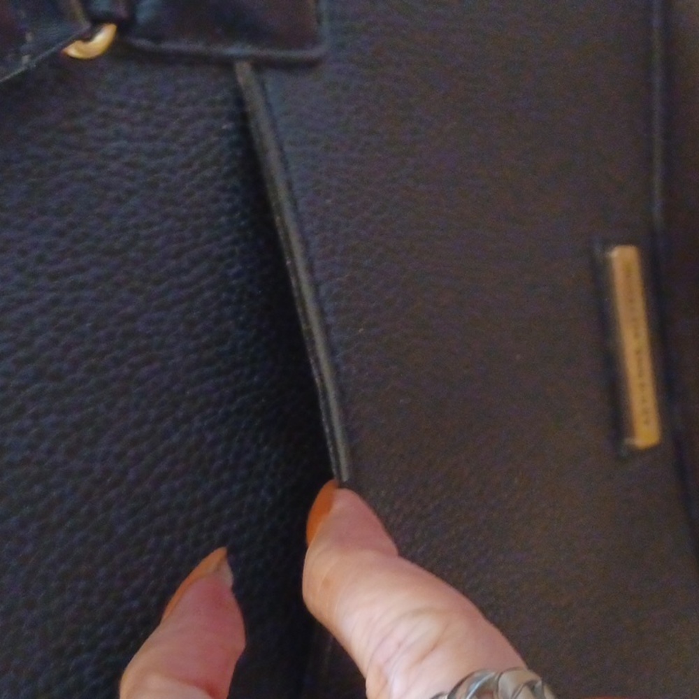 STUNNING Adrienne Vittadini Black Shoulder Bag - Picture 6 of 12
